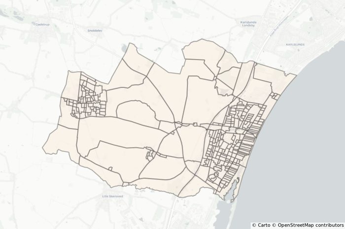 The same area split into many small polygons by residential streets.